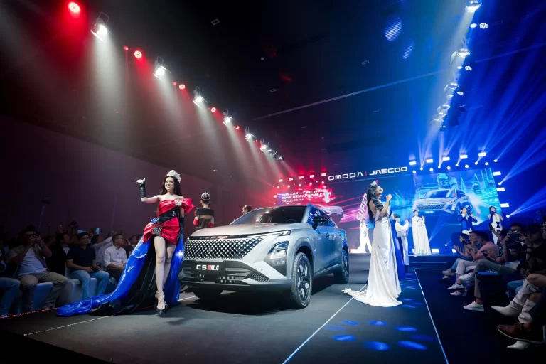 Sự kiện Lễ ra mắt Omoda C5 SHS-H với chủ đề “One Car Two Vibes – Song hành phong cách” lọt Top 5 Sự kiện ngành xe tại Car Choice Awards 2026